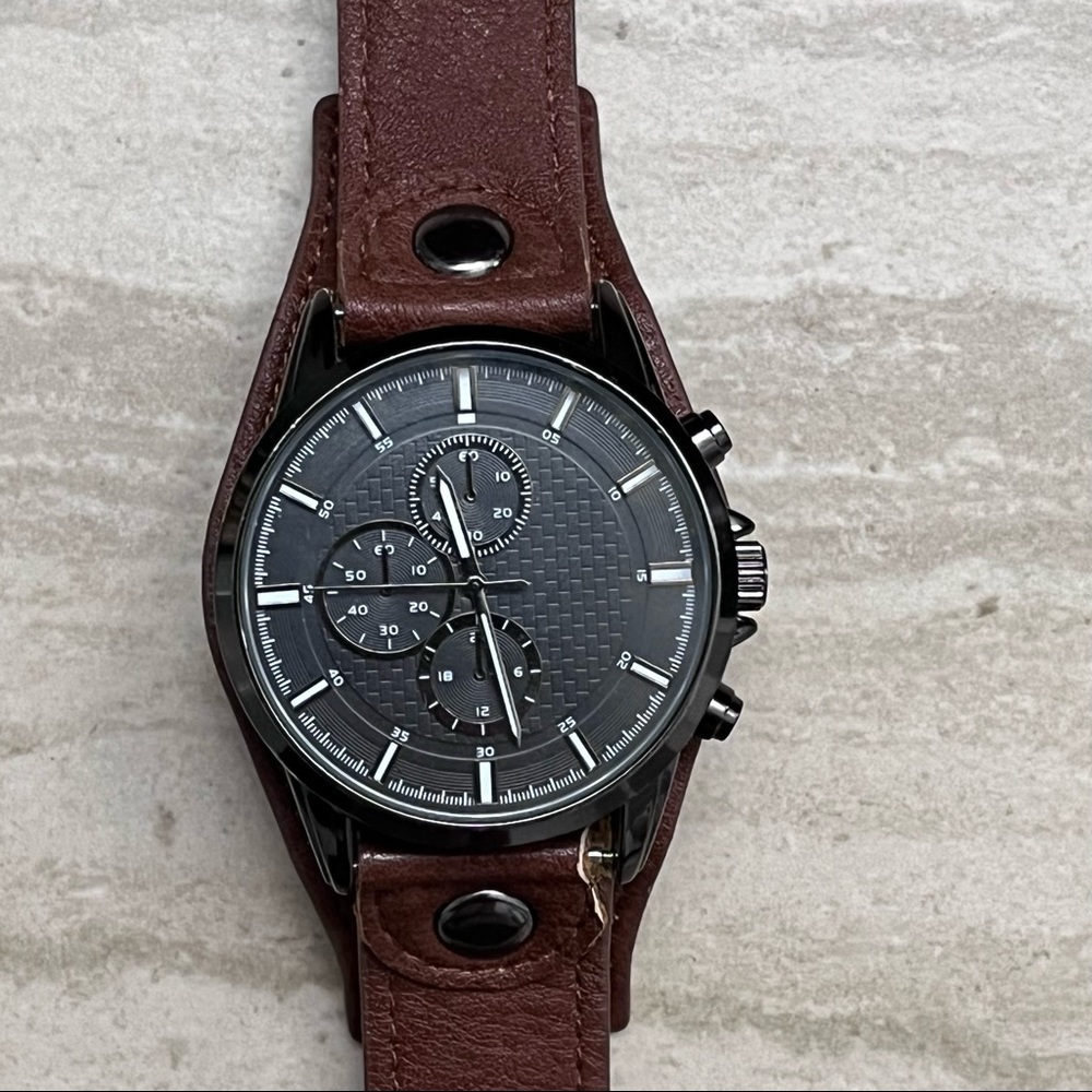 Mens Wristwatch - Picture 8 of 15